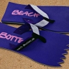 Badetrenner, Zehenlatschen, BeachBotten im Sand stehend, Modell Color Punk, lila