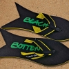 Badetrenner, Zehenschuhe, BeachBotten im Sand stehend, Modell Color Shark, schwarz