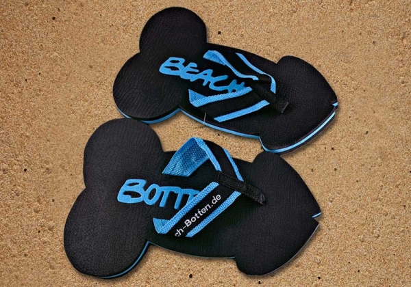 Zehentrenner, Badeschuhe, BeachBotten, Sand, Penis, unisex, Modell Love Patrol, schwarz, hellblau