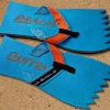 Badetrenner, Zehenlatschen, BeachBotten im Sand stehend, Modell Color Punk, hellblau