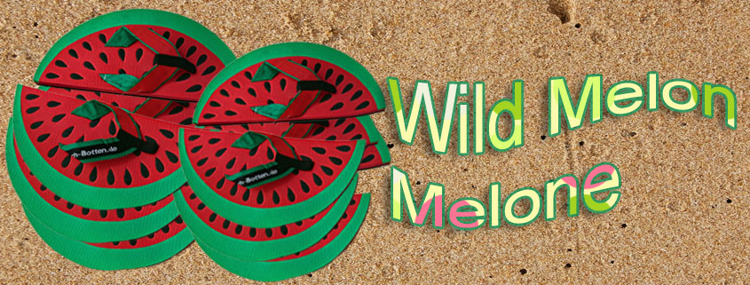 buntes, farbenfrohes Bild von Zehentrennern, Badelatschen, Sortiment vom Modell Wild Melon, Melone